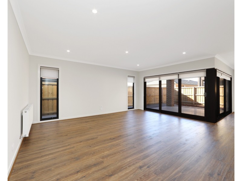 63 Verdant Street, Wantirna South VIC 3152