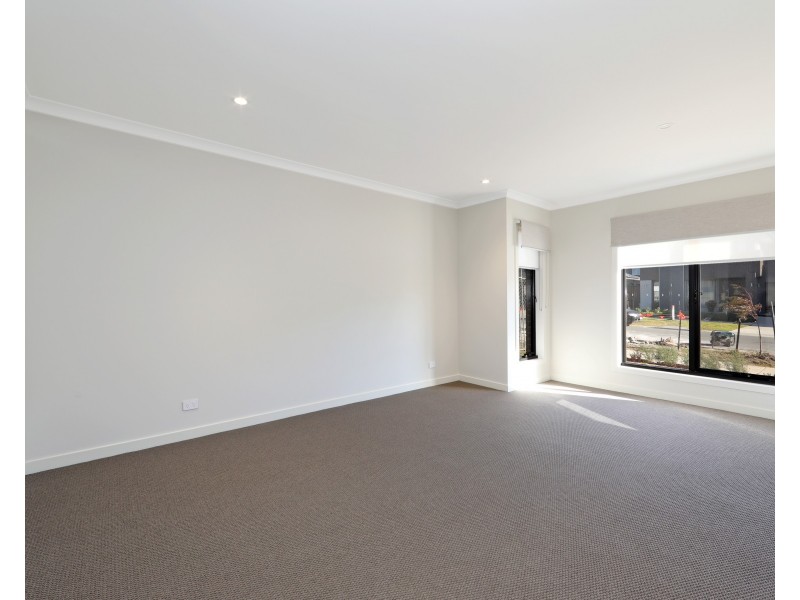 63 Verdant Street, Wantirna South VIC 3152