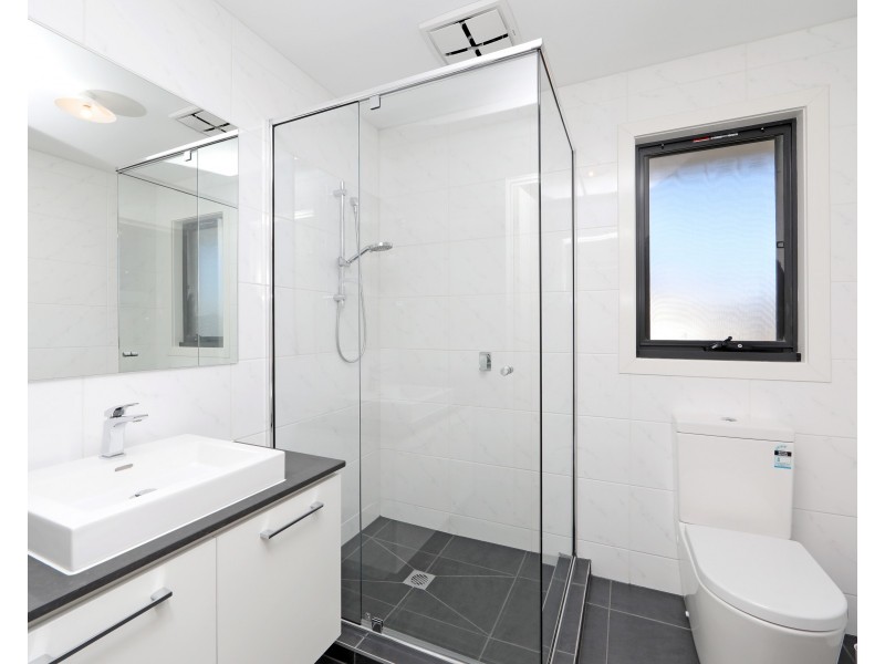 63 Verdant Street, Wantirna South VIC 3152