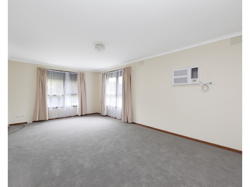 1/18 Hutton Avenue, Ferntree Gully VIC 3156