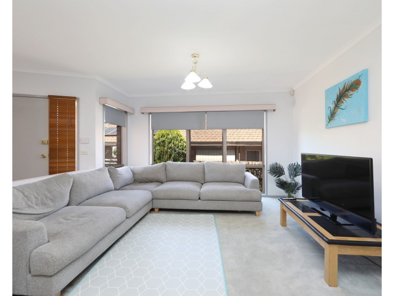 7 Happy Valley Court, Rowville VIC 3178