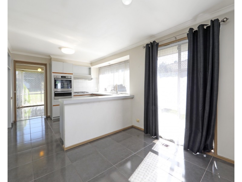15 Towt Court, Rowville VIC 3178