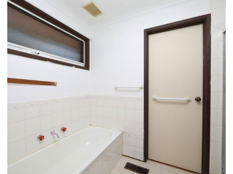 13 Carol Street, Scoresby VIC 3179