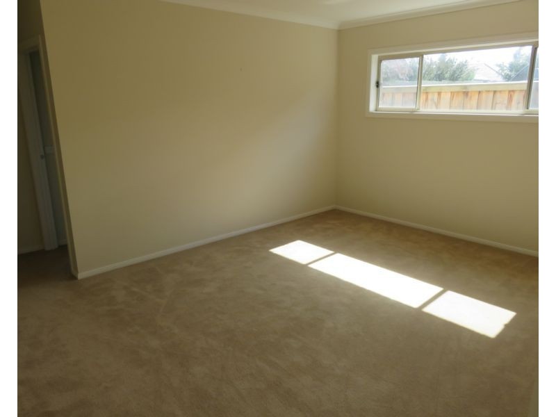 7 Little Gem Way, Berwick VIC 3806