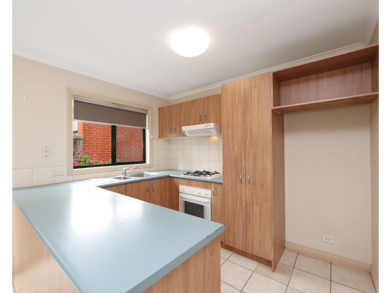 22/15 Lewis Road, Wantirna South VIC 3152