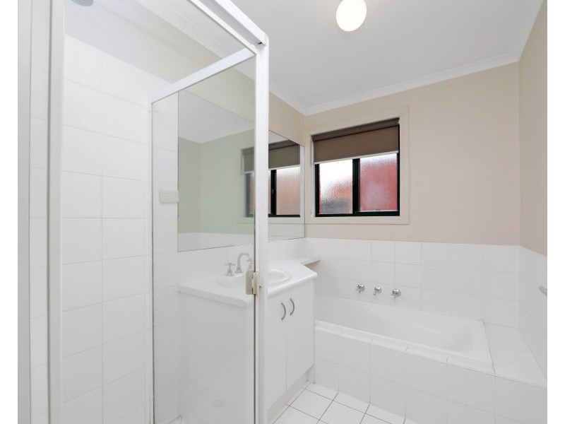 22/15 Lewis Road, Wantirna South VIC 3152