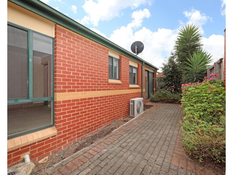 22/15 Lewis Road, Wantirna South VIC 3152