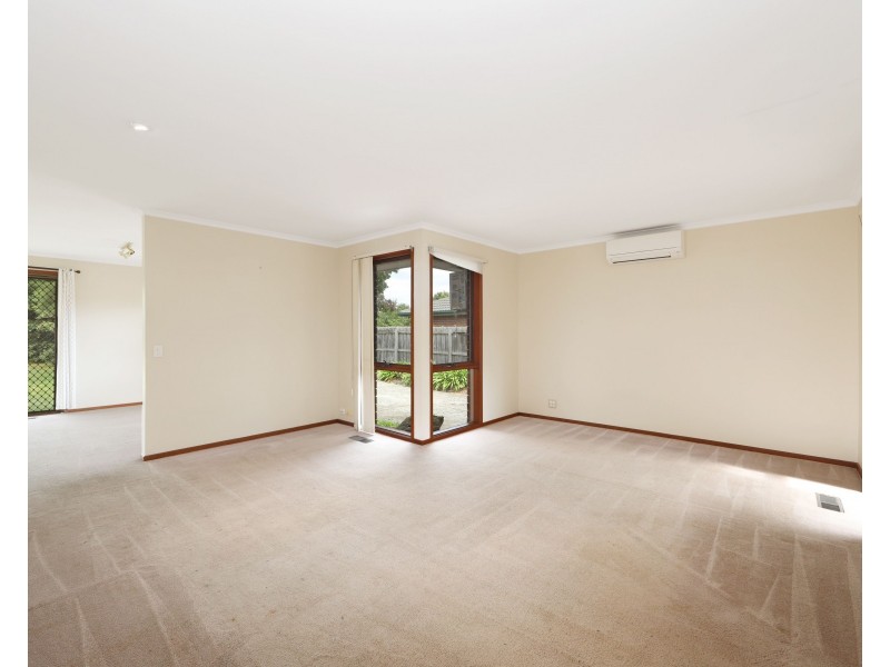 224 Dandelion Drive, Rowville VIC 3178