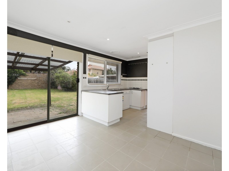 25 Elliot Street, Knoxfield VIC 3180