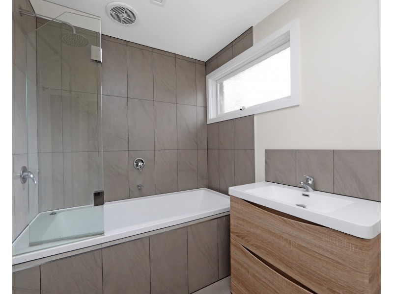 56 Willow Avenue, Rowville VIC 3178