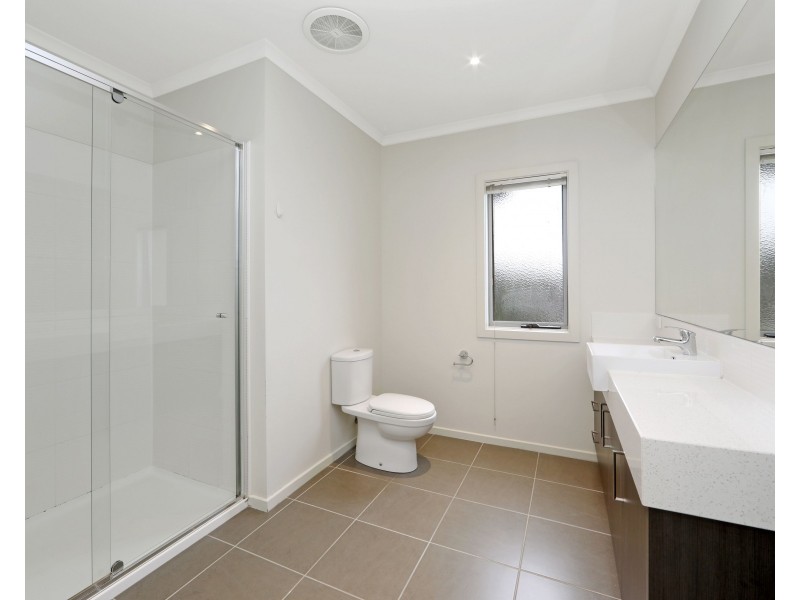 32 Gearon Avenue, Rowville VIC 3178