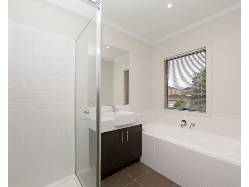 32 Gearon Avenue, Rowville VIC 3178