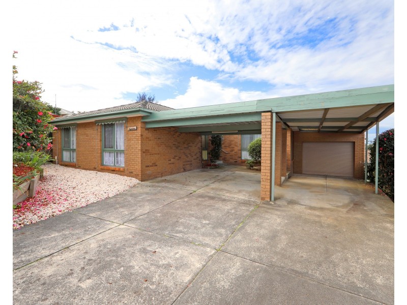 7 Goldsmith Close, Endeavour Hills VIC 3802