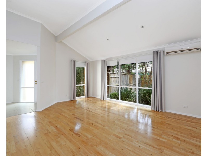 93 Bridgewater Way, Rowville VIC 3178