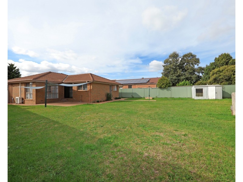 4  Jindabyne Court, Lysterfield VIC 3156