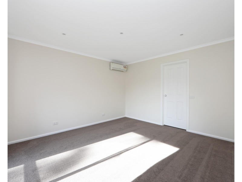 24 Police Road, Rowville VIC 3178