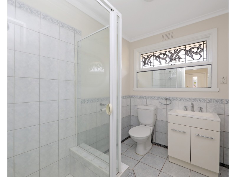 24 Police Road, Rowville VIC 3178