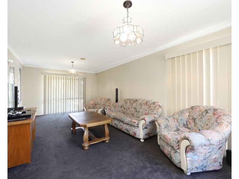 1/24 Armstrong Drive, Rowville VIC 3178