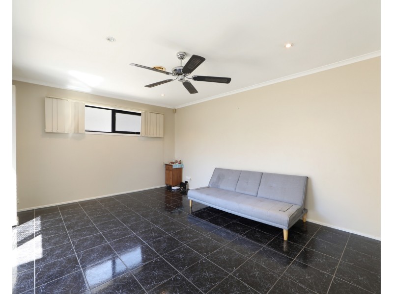 1/24 Armstrong Drive, Rowville VIC 3178