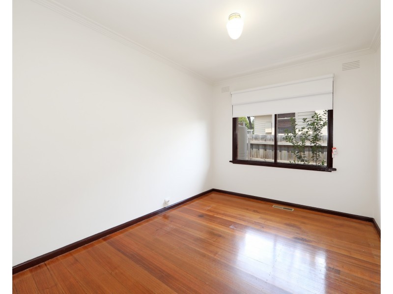 27 Johnson Drive, Ferntree Gully VIC 3156