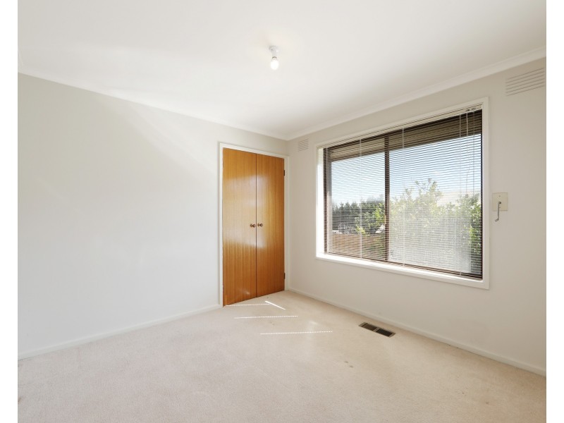 17A Allora Avenue, Ferntree Gully VIC 3156