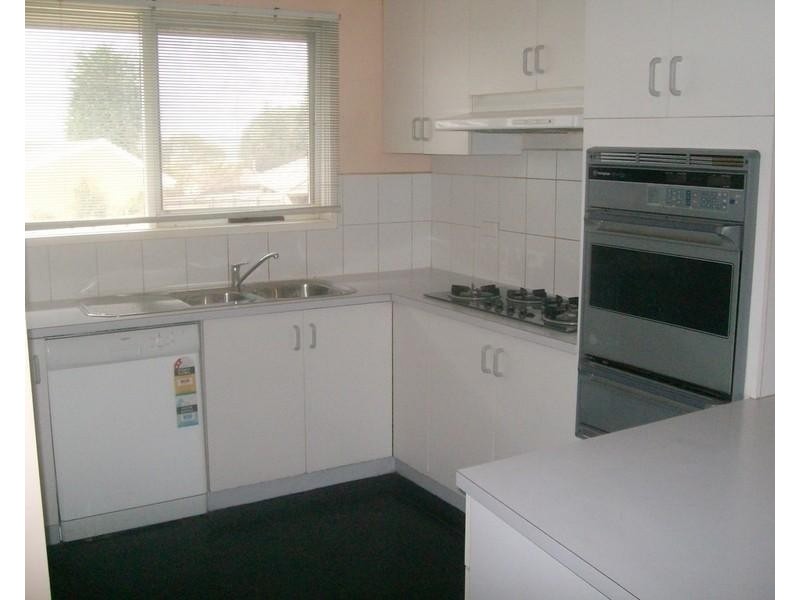 21 Erskine Drive, Rowville VIC 3178