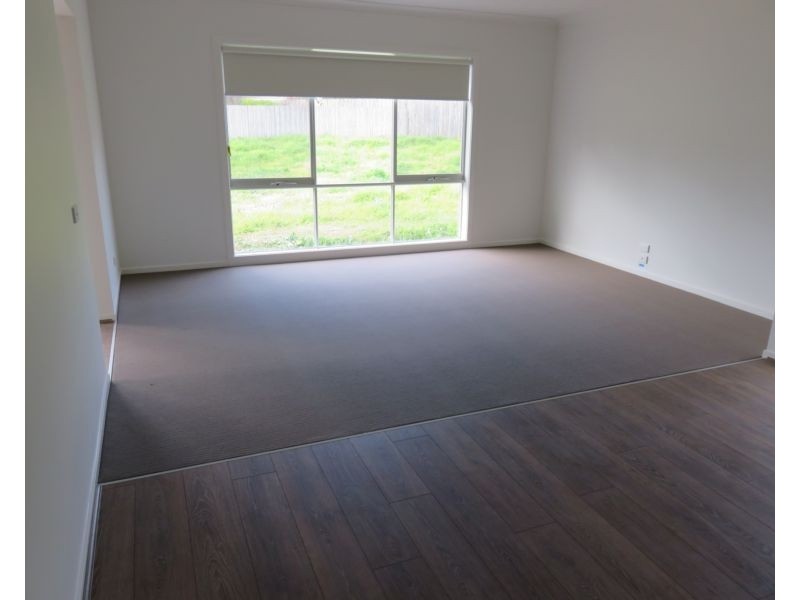 2/9 Georgia Court, Ferntree Gully VIC 3156