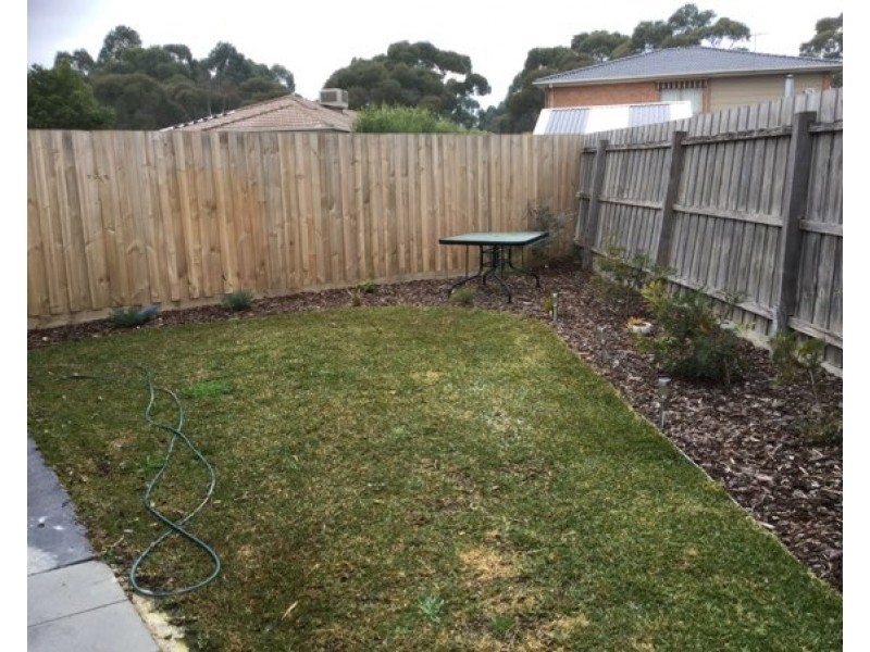 2/9 Georgia Court, Ferntree Gully VIC 3156