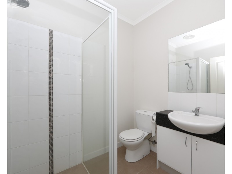 23 Lewis Road, Wantirna South VIC 3152