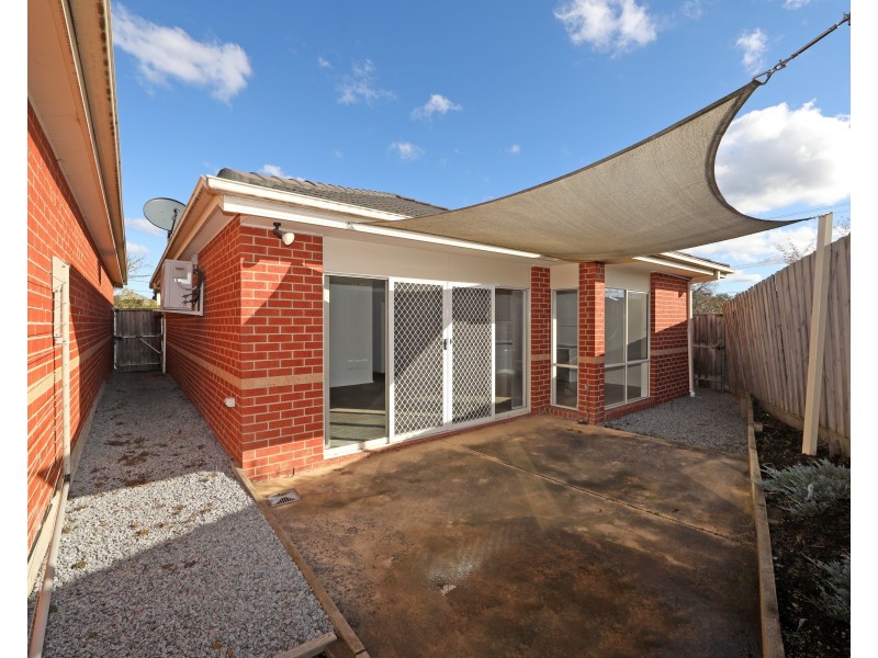 23 Lewis Road, Wantirna South VIC 3152