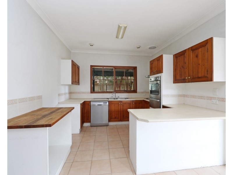 8 Cromwell Drive, Rowville VIC 3178