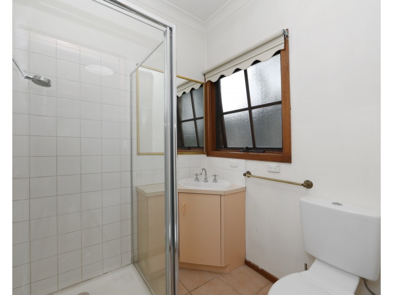 8 Cromwell Drive, Rowville VIC 3178