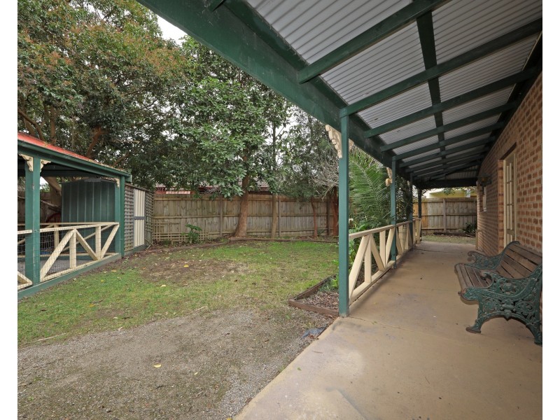 8 Cromwell Drive, Rowville VIC 3178