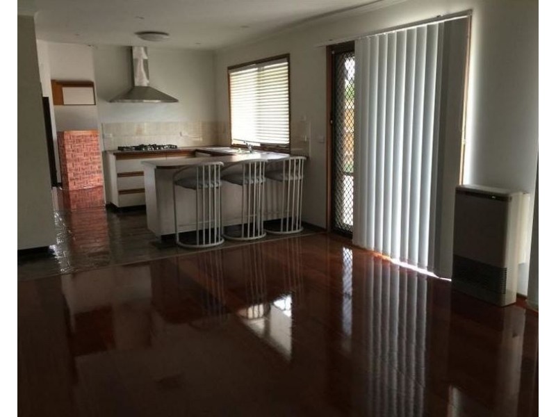 23 Bemersyde Drive, Berwick VIC 3806