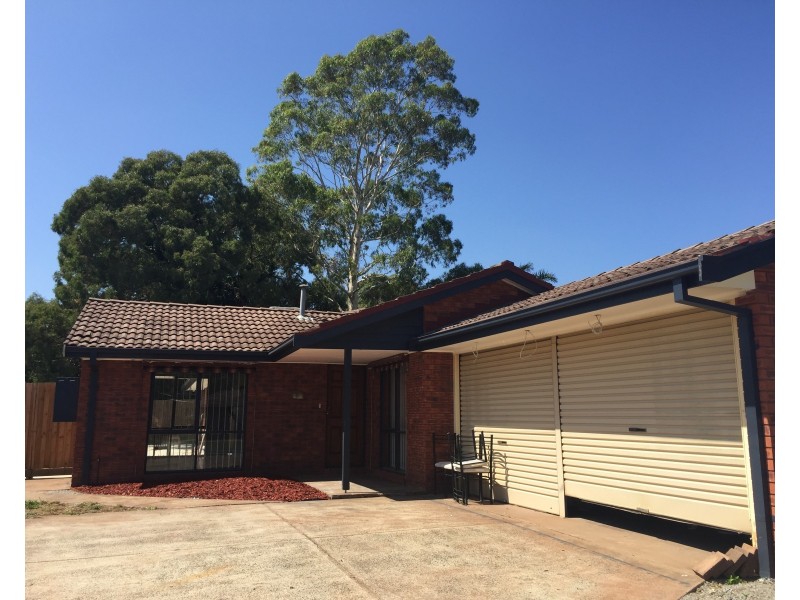 23 Bemersyde Drive, Berwick VIC 3806