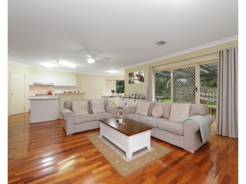 4 Gleneagles Court, Rowville VIC 3178