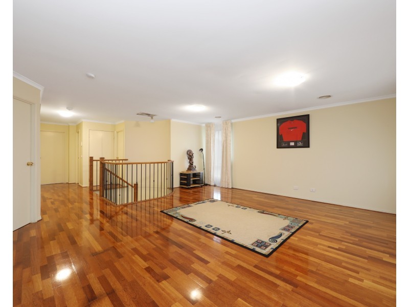 4 Gleneagles Court, Rowville VIC 3178