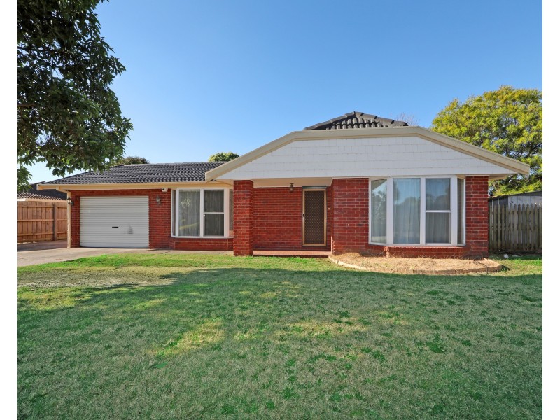 21 Spruce Drive, Rowville VIC 3178