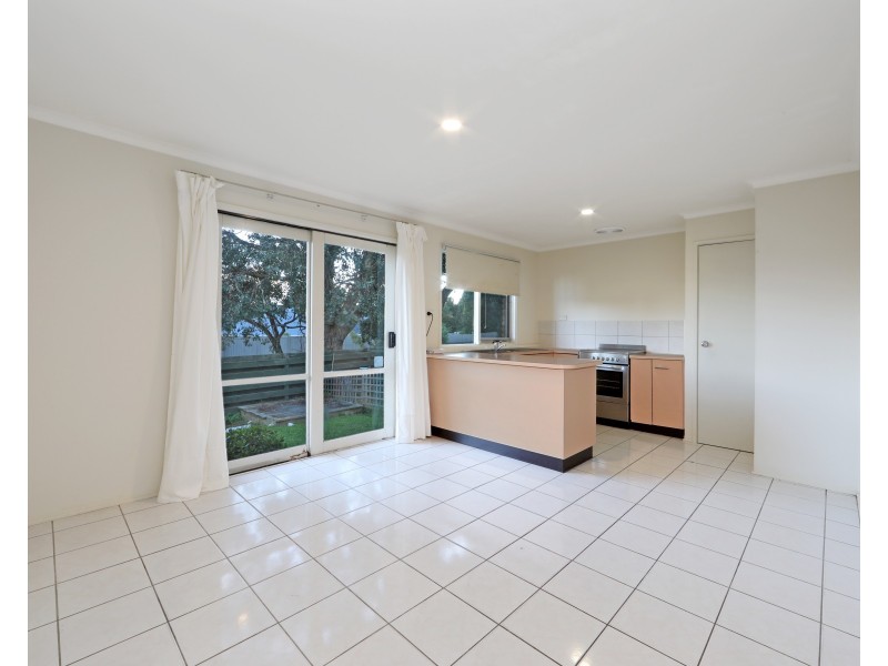1 Streeton Court, Rowville VIC 3178