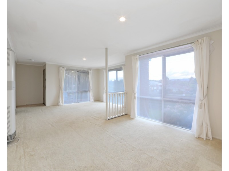 1 Streeton Court, Rowville VIC 3178