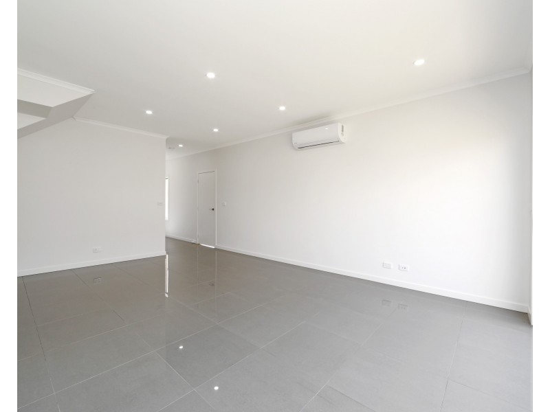 6/5 Gearon Avenue, Rowville VIC 3178