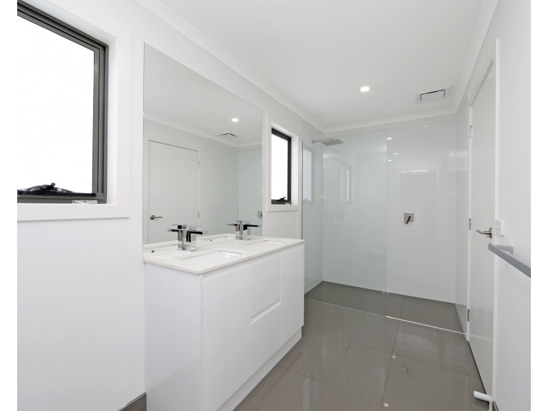 6/5 Gearon Avenue, Rowville VIC 3178