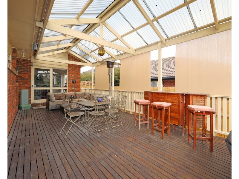 5 Holstein Court, Rowville VIC 3178