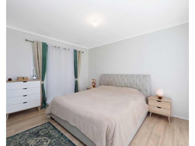 382 Dandelion Drive, Rowville VIC 3178