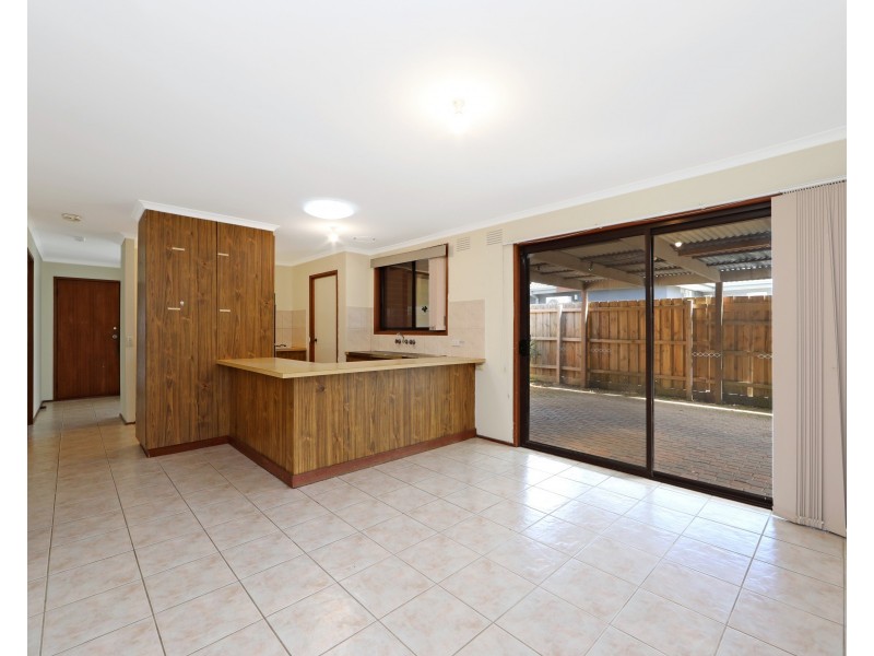 165 Dandelion Drive, Rowville VIC 3178