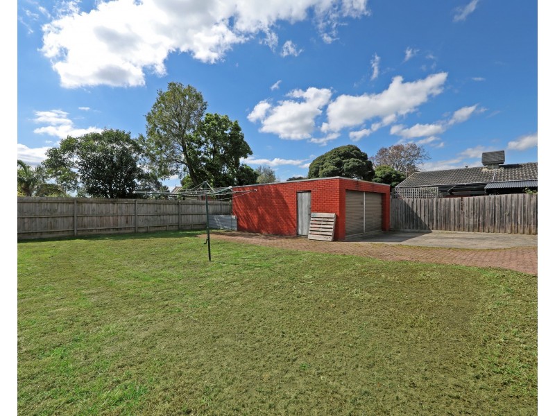 165 Dandelion Drive, Rowville VIC 3178