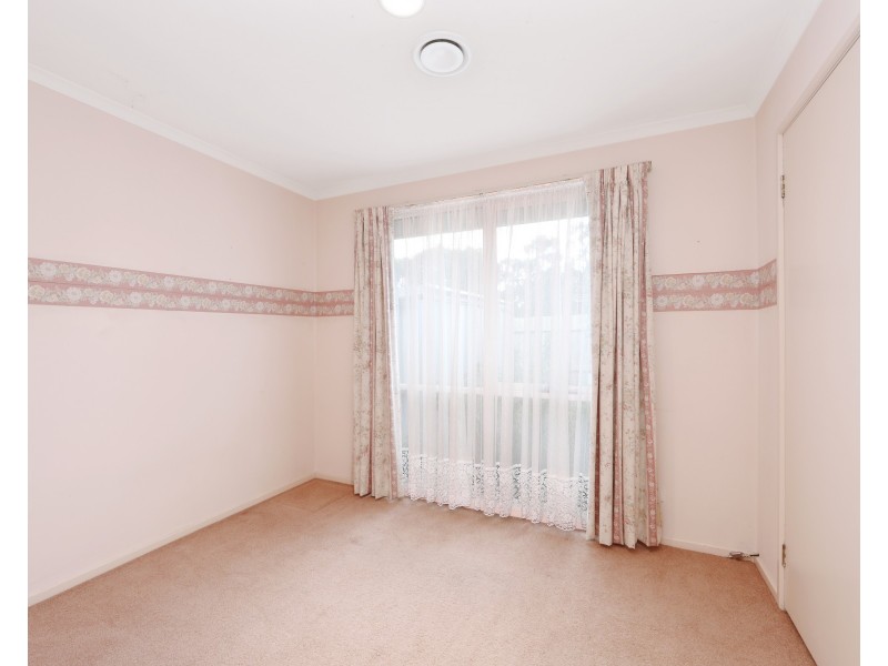 35 Halsbury Drive, Rowville VIC 3178