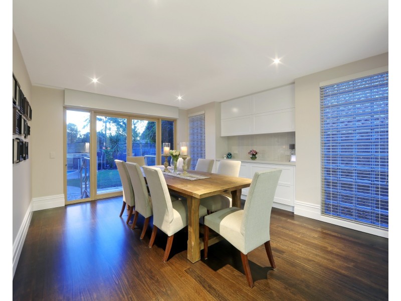 123 Dandelion Drive, Rowville VIC 3178