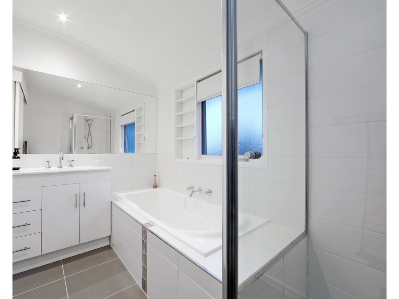 28 Goulburn Drive, Rowville VIC 3178