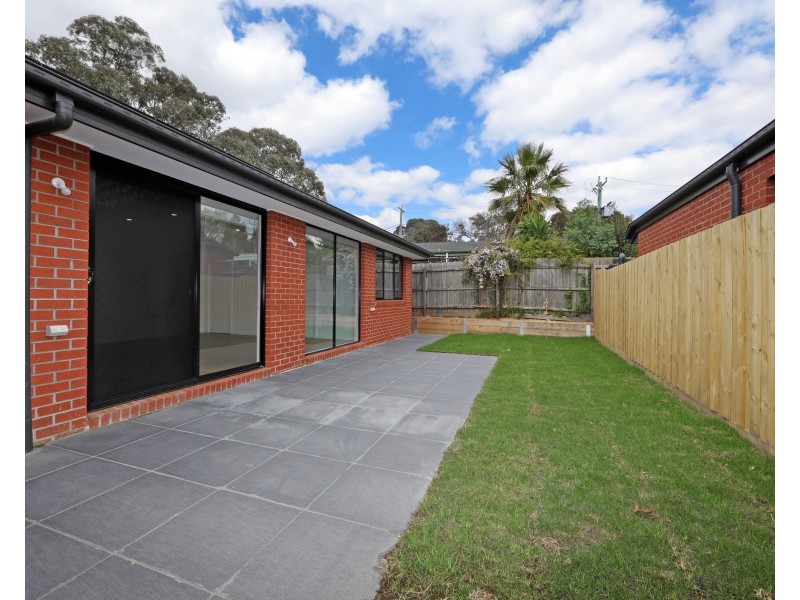 2/18 Denver Crescent, Rowville VIC 3178